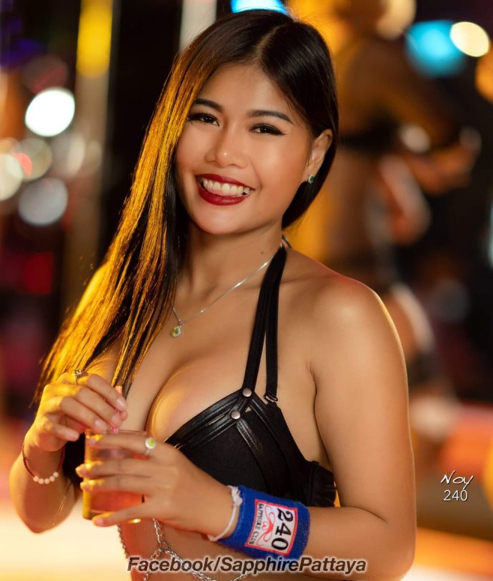 Hot thai girl